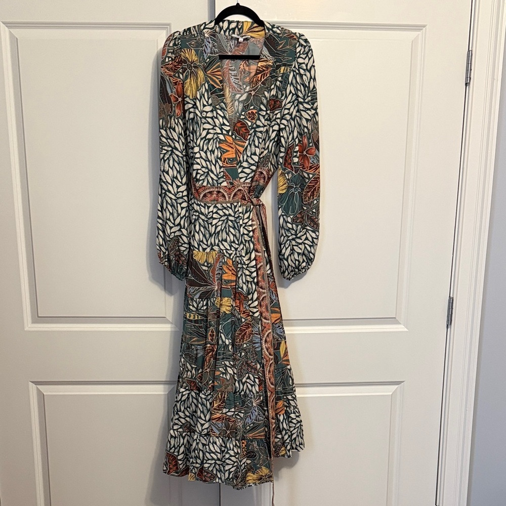 Gibson ⭐️ Latimer Green and Rust Floral Wrap Midi Dress